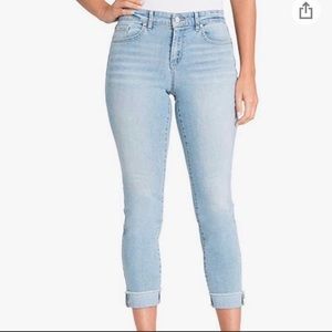 Jessica Simpson Jeans Jessica Simpson Relaxed Skinny Crop Jean Size 8/29